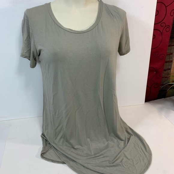 Emma's Closet Long Blouse - Picture 2 of 5